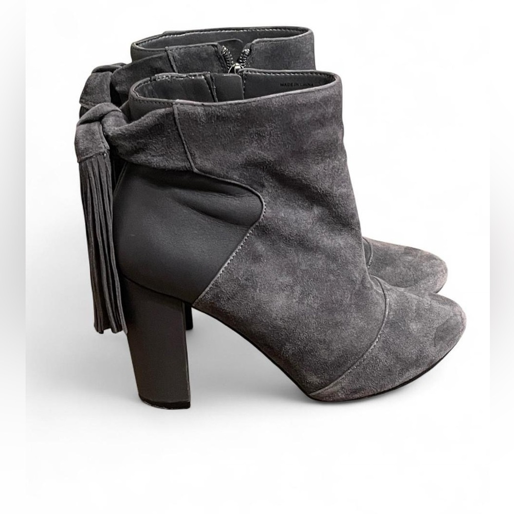 White House Black Market Gray Suede Ankle Boots – Size 6.5